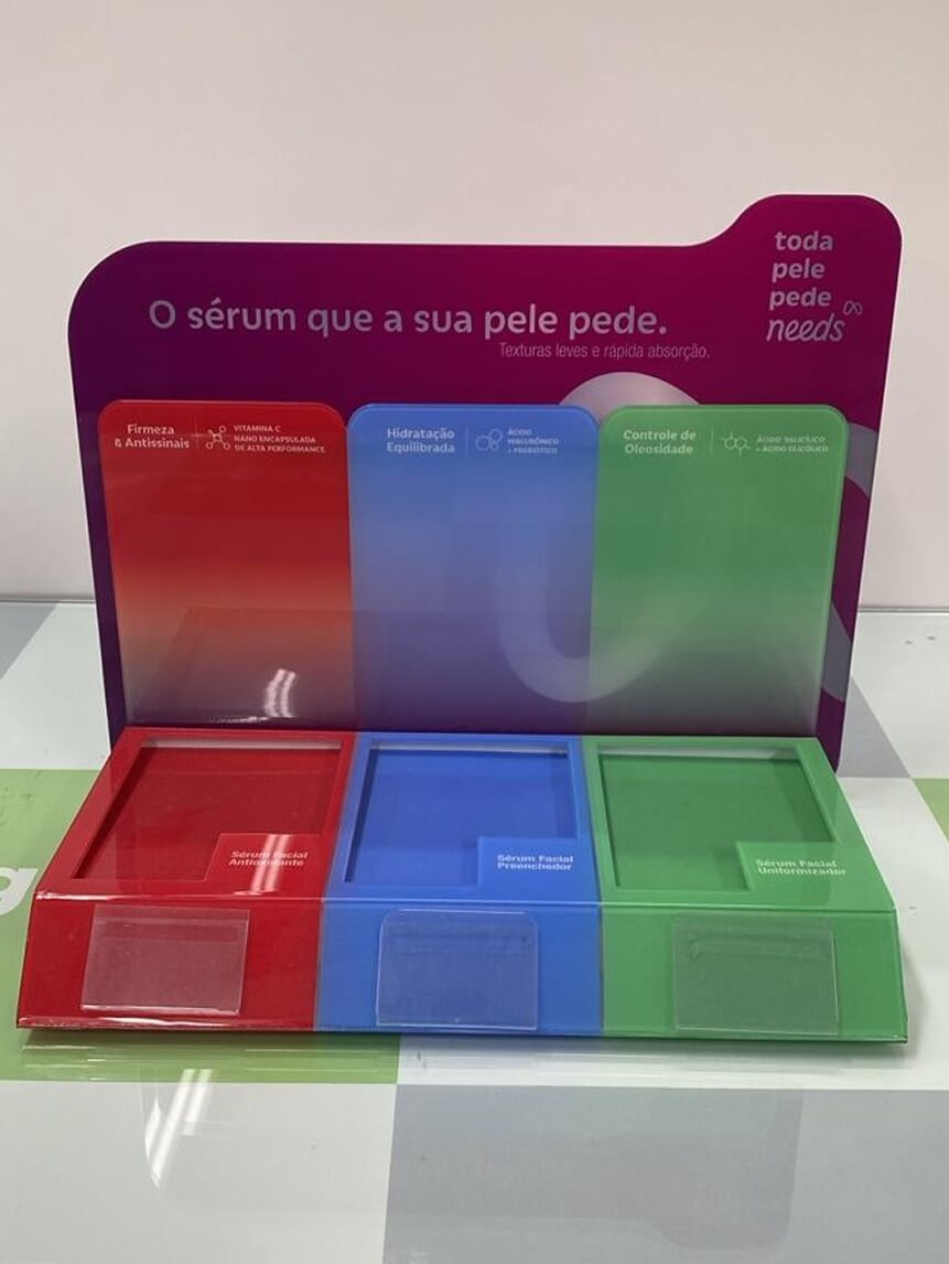 display-de-balcao-em-acrilico-2